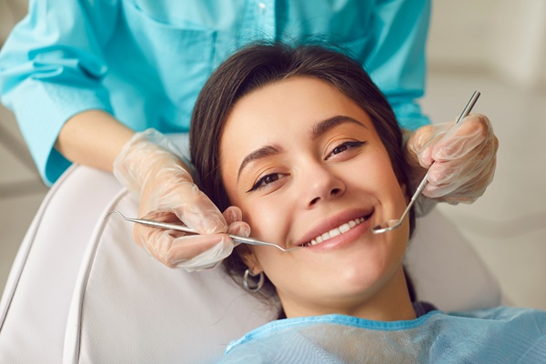 The Difference Between A Restorative Dentist And A Cosmetic Dentist